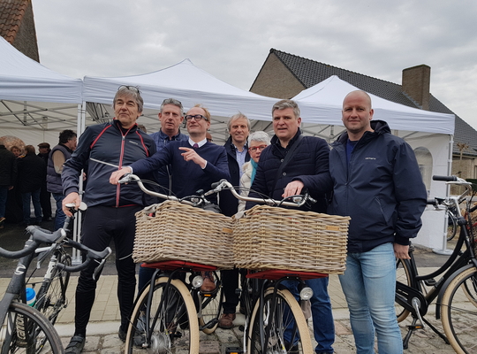 Opening fietspad Aartrijkse Steenweg